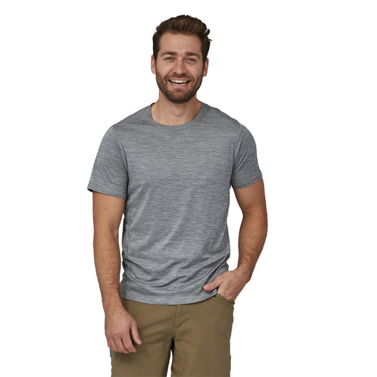Patagonia®男款 Capilene® Cool Lightweight Shirt